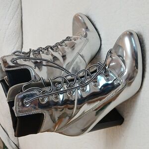 Silver Metallic High Heeled Boots Size 8 1/2